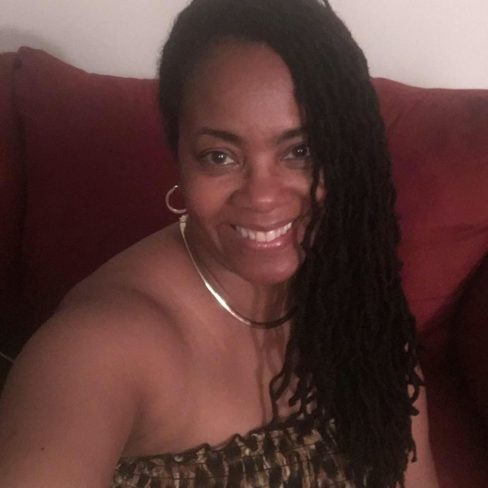 Meet your Posher, Toni